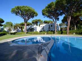 Apartment in Pals near sand beach